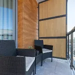 Baltycka Stylish With Parking Near The Port In By Renters Kołobrzeg