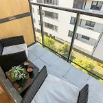 Baltycka Stylish With Parking Near The Port In By Renters Apartament *