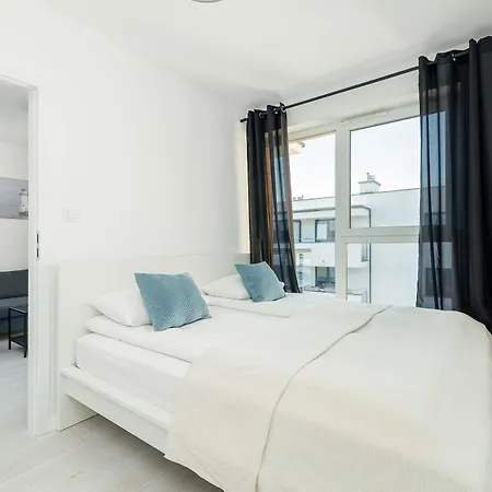 Baltycka Stylish With Parking Near The Port In By Renters * Kołobrzeg