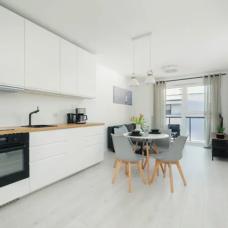 Apartment Baltycka Stylish With Parking Near The Port In By Renters *