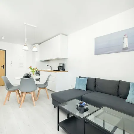 Apartment Baltycka Stylish With Parking Near The Port In By Renters *