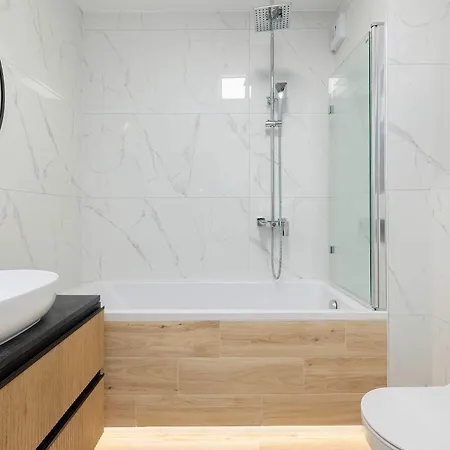 Apartment Baltycka Stylish With Parking Near The Port In By Renters Kolobrzeg