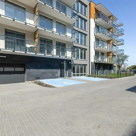Baltycka Stylish With Parking Near The Port In By Renters * Kolobrzeg